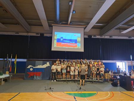 ZAKLJUČEK ŠOLSKEGA LETA IN PODELITEV ŽUPANOVIH PRIZNANJ OSNOVNOŠOLCEM 2022/23