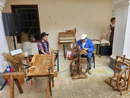 PRAZNIK TRENJAIN PREDENJA LANU 2023