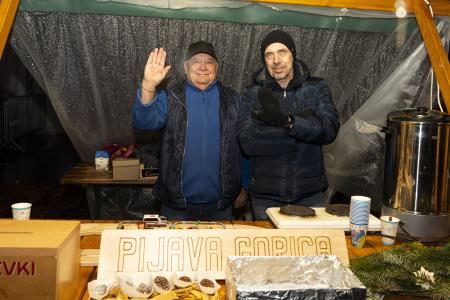 Praznična občina Škofljica ob prižigu lučk 2023