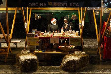Praznična občina Škofljica ob prižigu lučk 2023