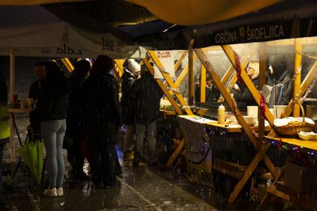 Praznična občina Škofljica ob prižigu lučk 2023