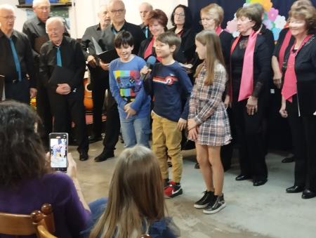 MEDGENERACIJSKI POZDRAV POMLADIbd6580ac1b19bd9-V