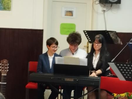 MEDGENERACIJSKI POZDRAV POMLADI