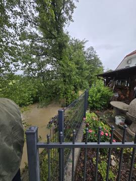 POPLAVE V OBČINI ŠKOFLJICA IN SANACIJA ŠKODE