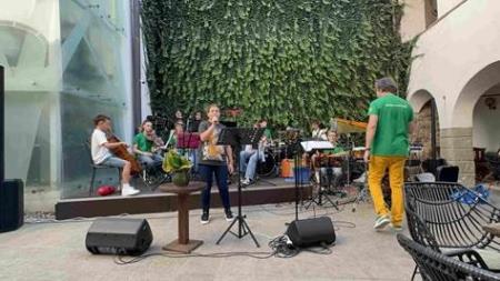 JUNIOR SPECIAL ORKESTRA