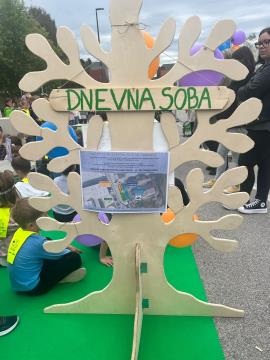 ETM DNEVNA SOBA 2024