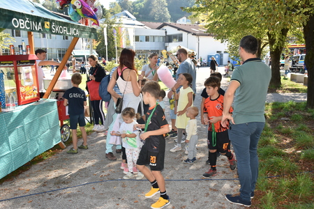 OTROŠKO DOPOLDNE 2025