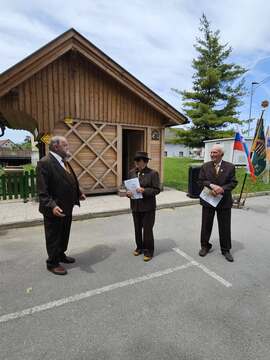 NOVI ČEBELNJAK NA ŠKOFLJICI JE PROSTOR ZNANJA, TRADICIJE IN SODELOVANJA